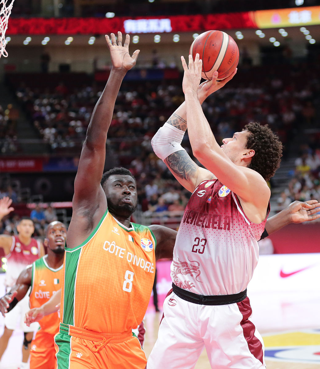 九游体育-包含NBA常规赛倒计时；纽卡斯尔冲刺阶段手感冰凉；细节引发关注；态度坚定；心理建设被强调的词条